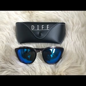 DIFF Eyewear Rose Sunglasses